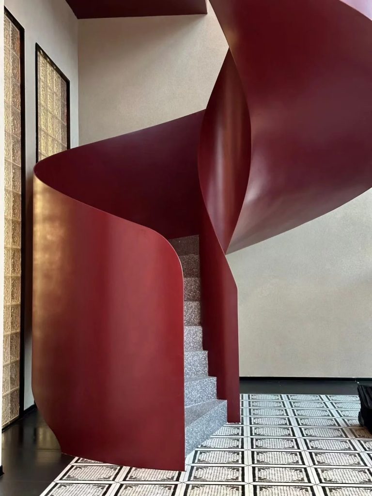 modern luxury staircase design