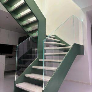 DOUBLE STRINGER FLOATING STAIRS