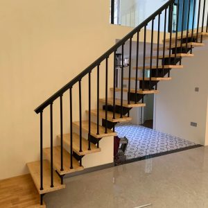 single spine staircase